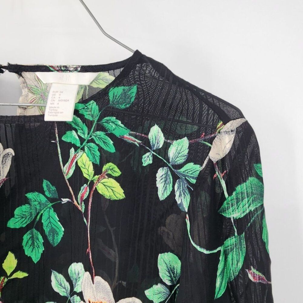 H&M Semi-Sheer Floral Black Long Sleeve Top Womens Size 4 Whimsygoth Fairy - Picture 4 of 5